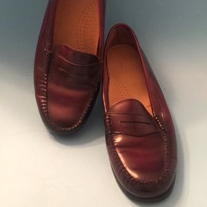 CH Bass brown leather loafers size 9